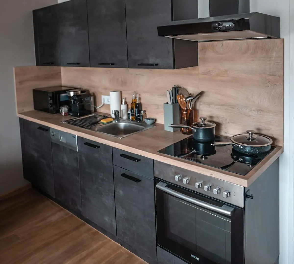 Wohnbude Hauptbahnhof Vienna Apartment
