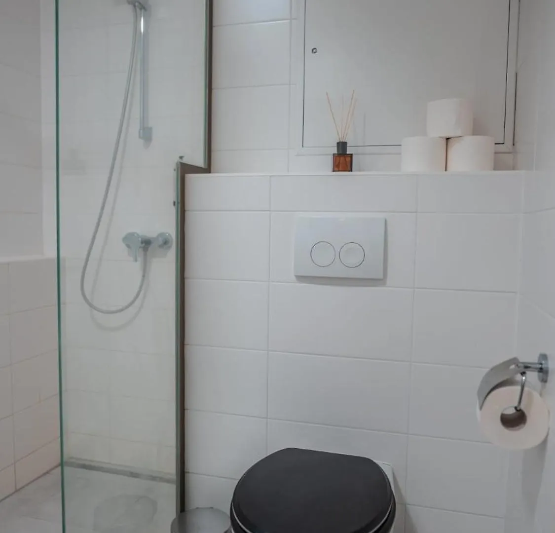 Wohnbude Hauptbahnhof Vienna Apartment